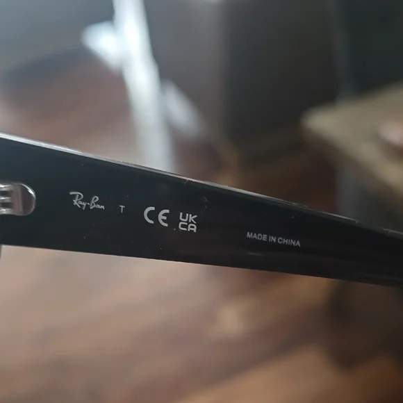 Ray-Ban Sleek Black Sunglasses - Picture 3 of 4